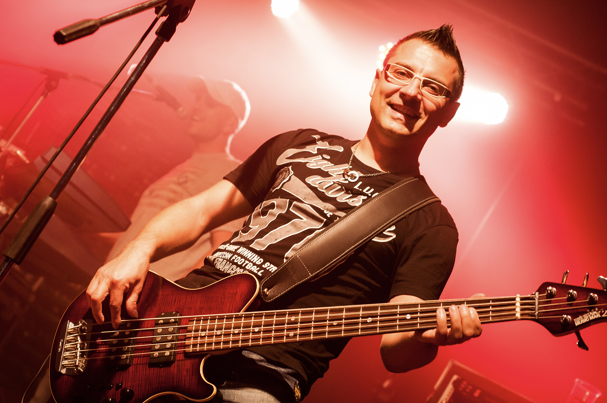 Kamil Hanáček - basová kytara Argema